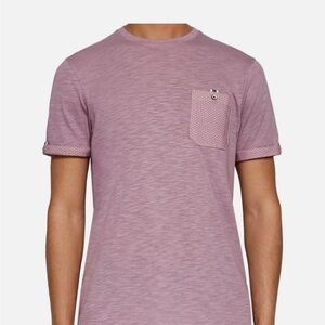 Ted Baker Men’s shirt
Pink polka dot shirt
Size: 3
Excellent Condition